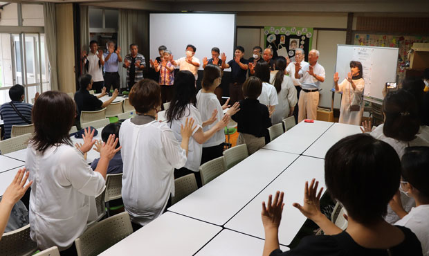 全員で手話コーラスをした（9月10日・香川県丸亀市）